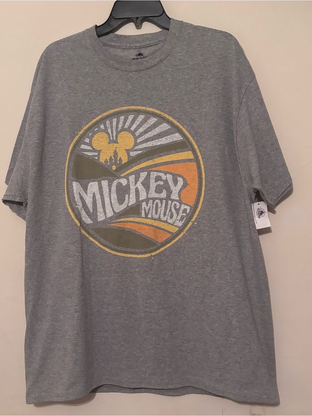 Disney Mickey Mouse Adult T-Shirt Size XL Gray Short Sleeve